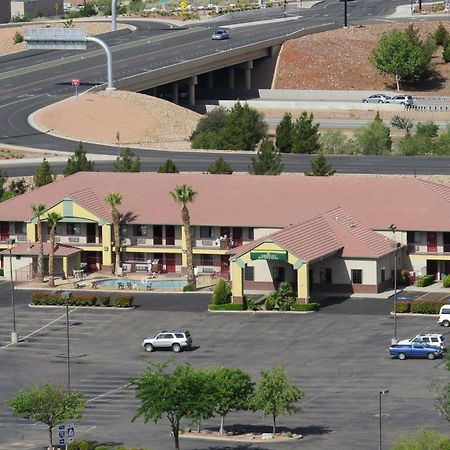 America'S Best Inn & Suites Saint George Bagian luar foto