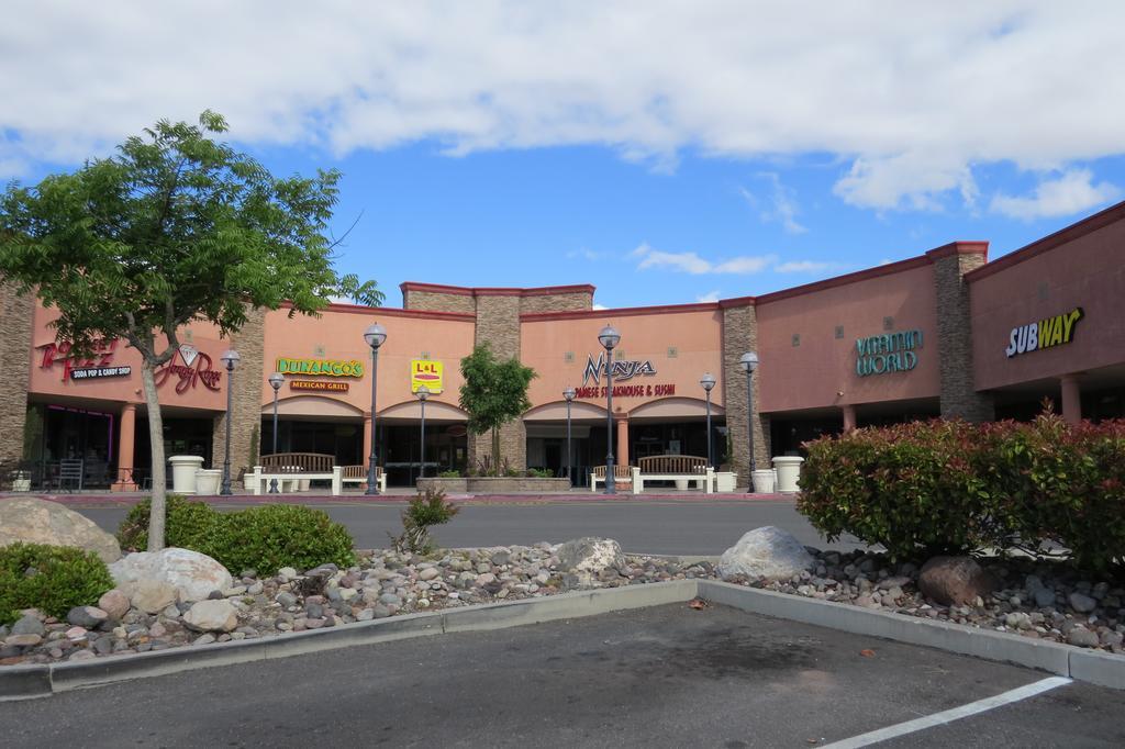 America'S Best Inn & Suites Saint George Bagian luar foto