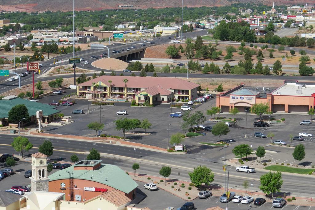 America'S Best Inn & Suites Saint George Bagian luar foto