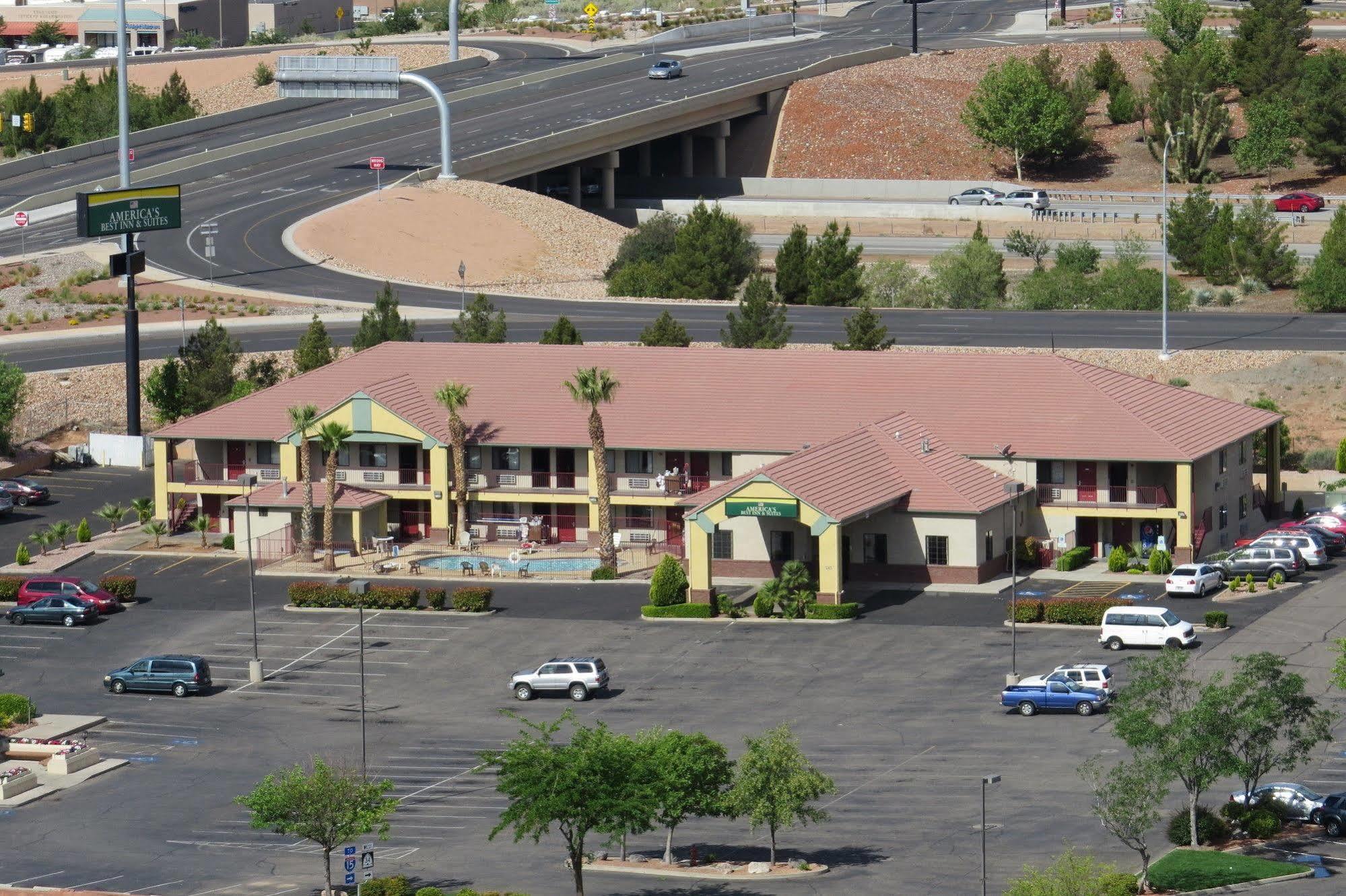 America'S Best Inn & Suites Saint George Bagian luar foto